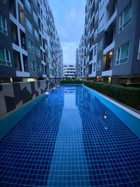 Modern, Furnished, condominium home near BTS OnNut